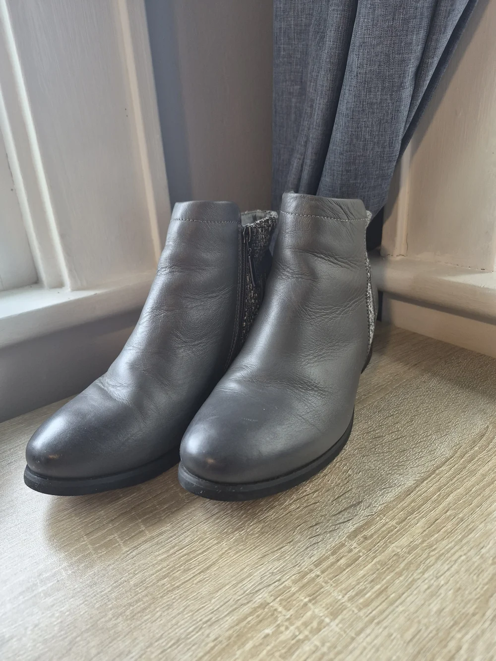 Propet Gray Leather Ankle Boots with Tweed Accent